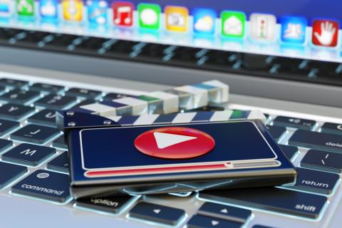 Servei professional de subtitulació (subtitulat multilingüe) Servei professional de subtitulació (subtitulat multilingüe)