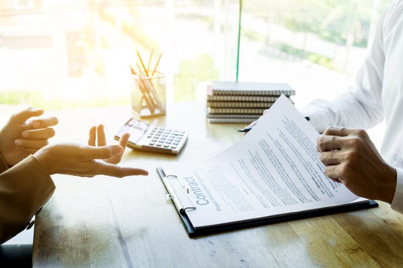 Com traduir un contracte mercantil a l’anglès? Com traduir un contracte mercantil a l’anglès?